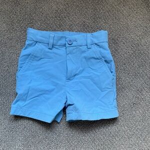Vineyard vines performance shorts 2T